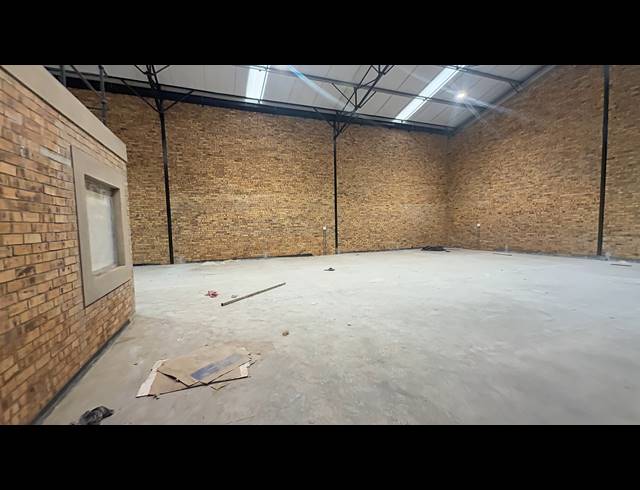 395M² WAREHOUSE FOR SALE IN BARTLETT